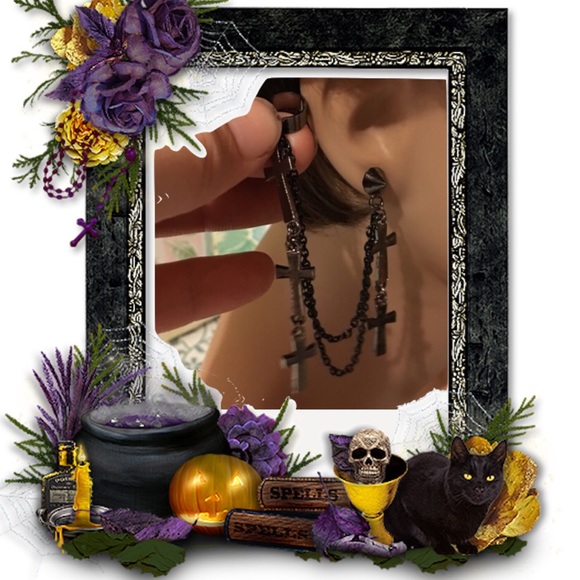 Ear Cuff Crosses 1 cuff only - Picture 5 of 8